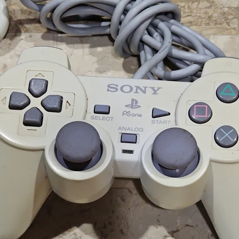 Official Sony PlayStation 1 Classic Mini SCPH-1000R PS1 Wired USB Controller!‎ - Picture 3 of 5